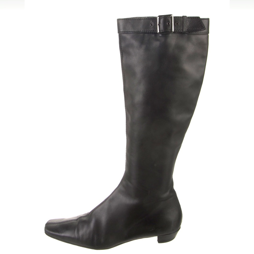 $sold$ Gucci Leather Riding Boots